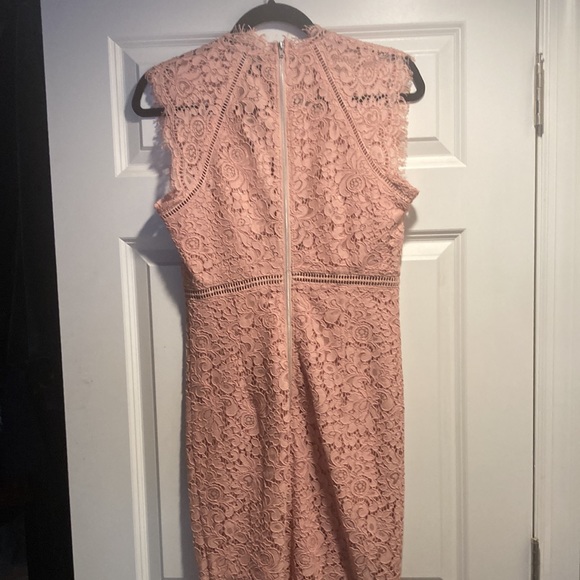 Bardot lace dress Size small - Picture 4 of 7